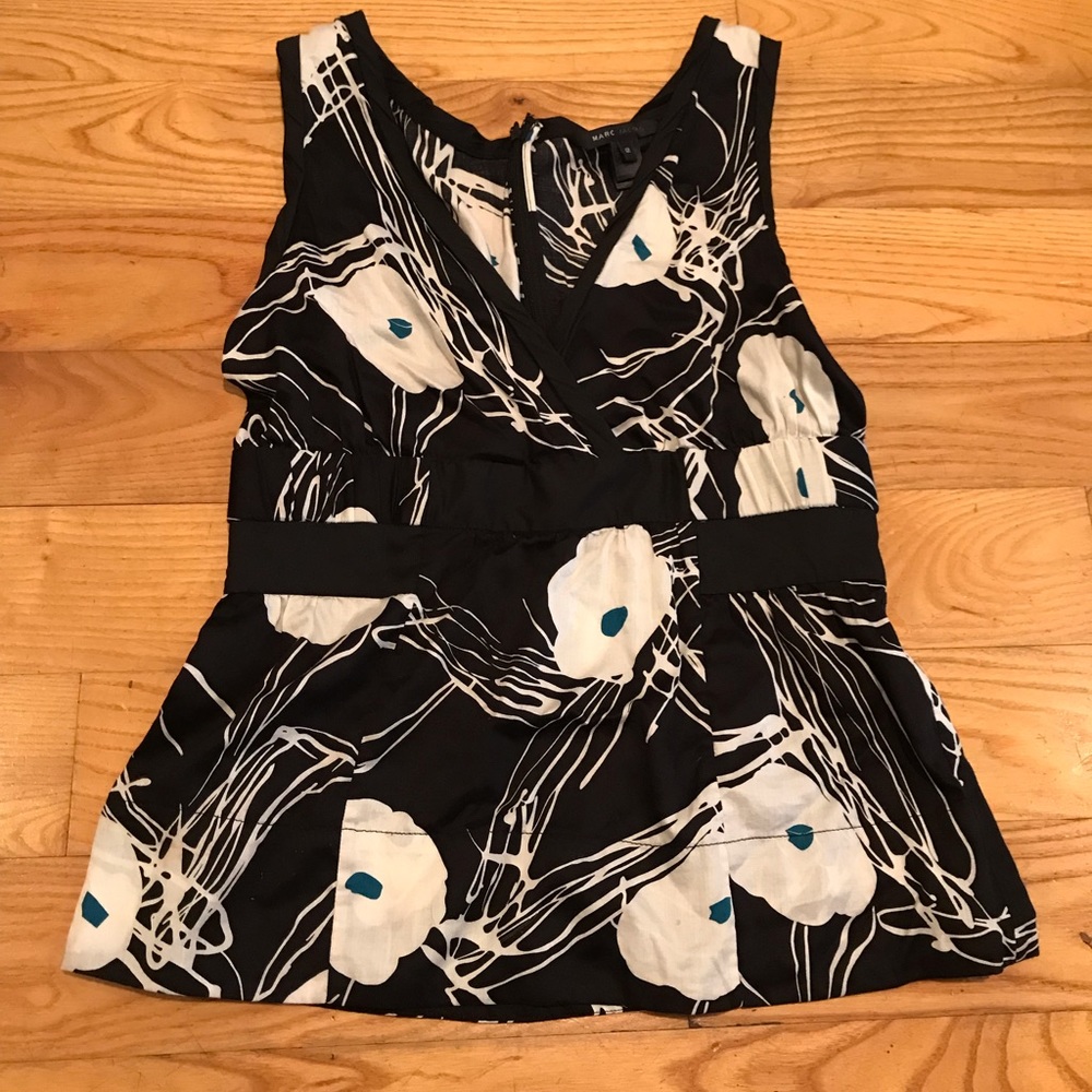 Marc Jacobs cotton sleeveless blouse.